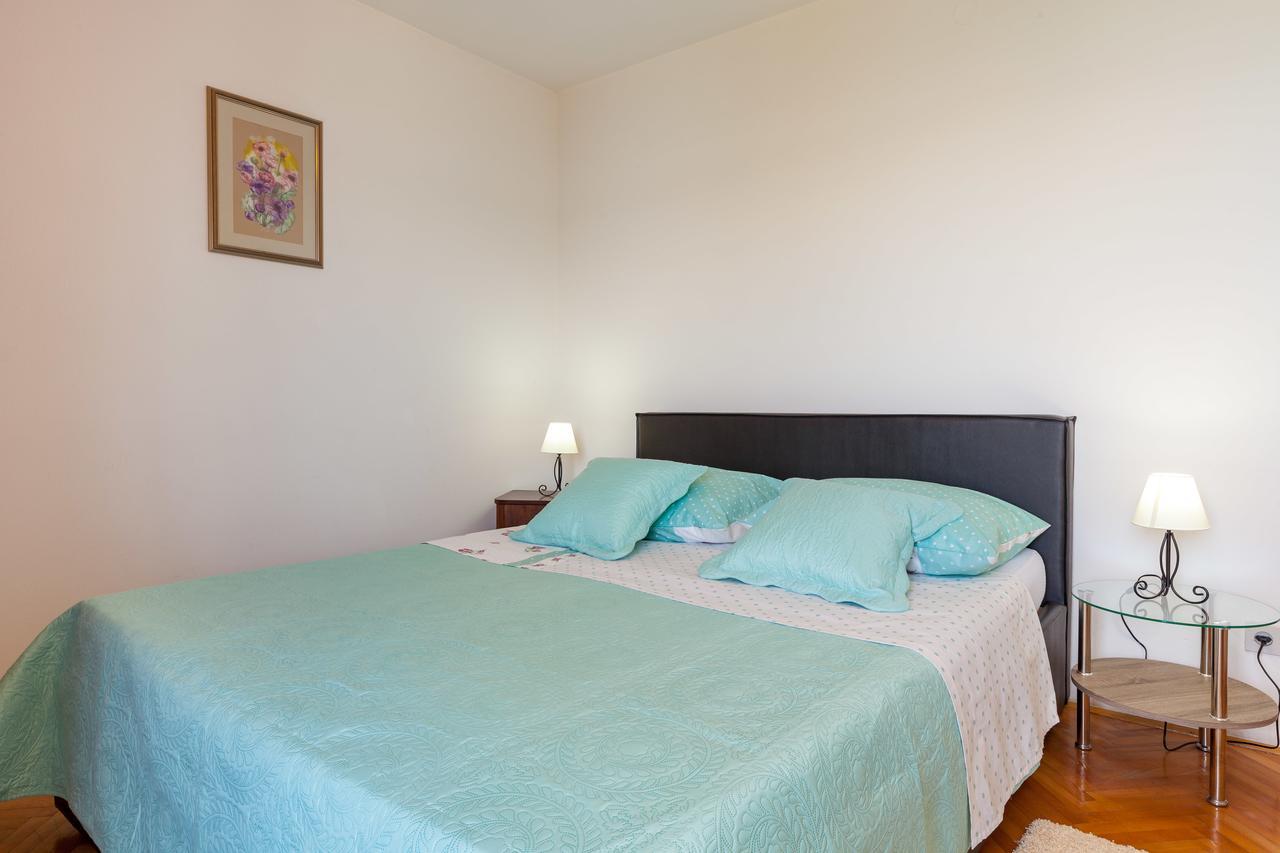 Rooms Marinac Podstrana Eksteriør billede
