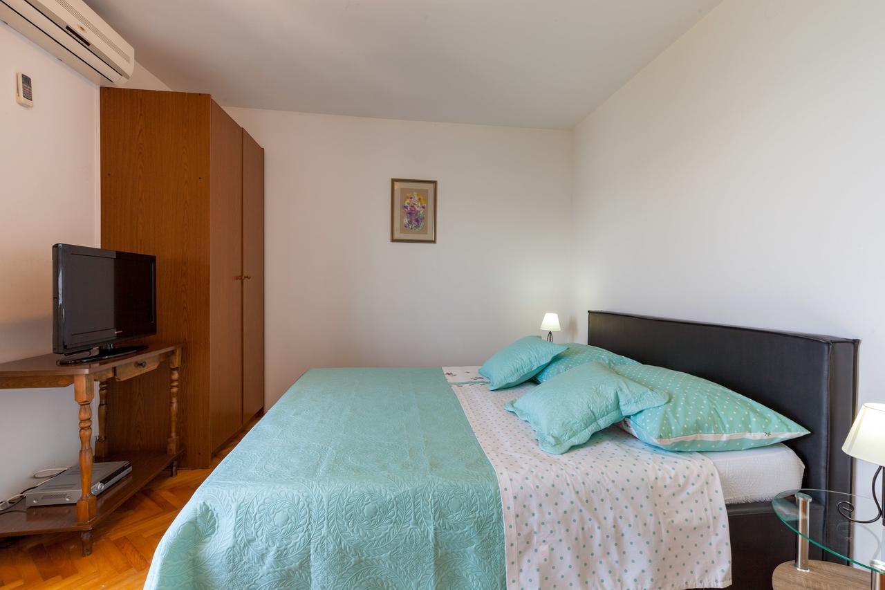 Rooms Marinac Podstrana Eksteriør billede